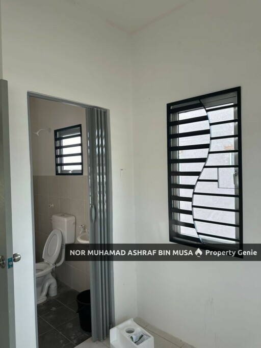 Teres 2 Tingkat End Lot Taman Tasek Gelugor Utama, Tasek Gelugor Penang