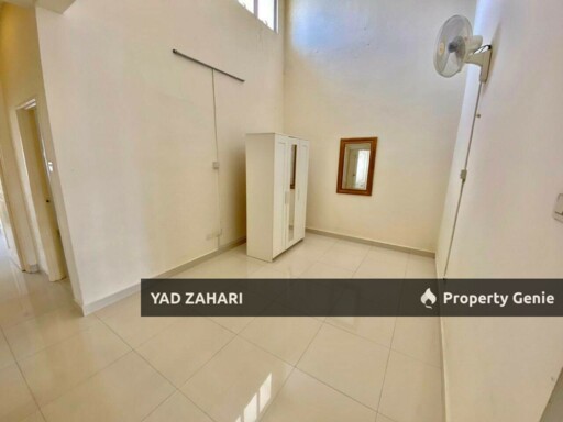 D'Kayangan, Shah Alam | 2-Storey Superlink 5+1 Bedrooms | RM1.25M - Renovated and Non Bumi Lot
