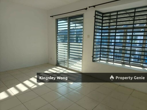 Meru Perdana Double Storey Terrace House Renovated Near Mydin Mall Bus Terminal Jelapng Schools