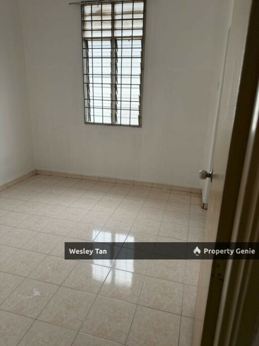 RM3xx000 Below Value 2 Storey Terrace Corner Tanjong Minyak Extra 15ft