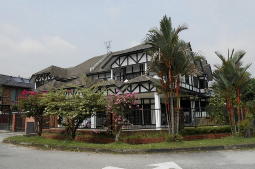 SL8 (Sungai Long 8)