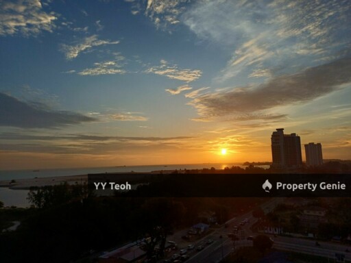 Golden Coast Condo Duplex 2R Unit｜SEAVIEW