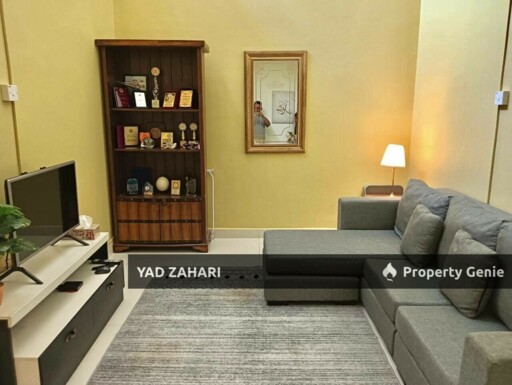 D'Kayangan, Shah Alam | 2-Storey Superlink 5+1 Bedrooms | RM1.25M - Renovated and Non Bumi Lot