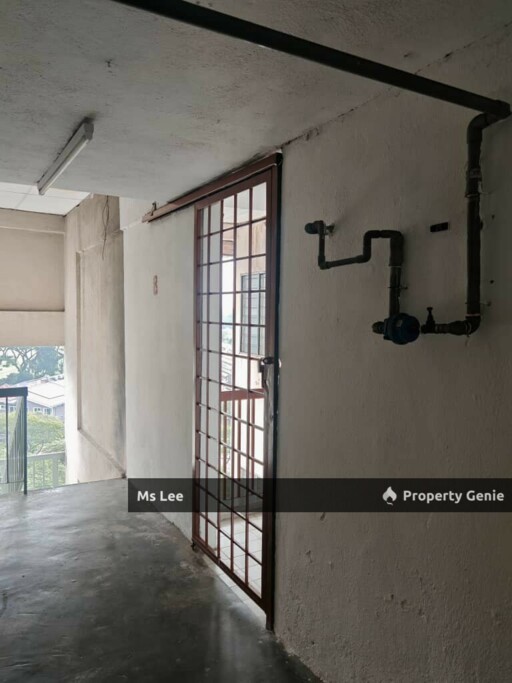 Taman Bunga Negara @ Seksyen 27 , Shah Alam-Blok 29 Tingkat 8-Ready 30/11 or 15/12