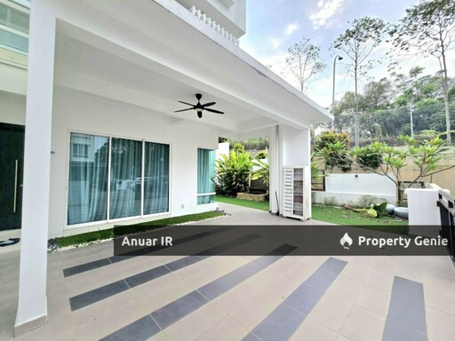 [CORNER LOT EXTRA LAND] 3-storey Terrace Superlink Tiara South