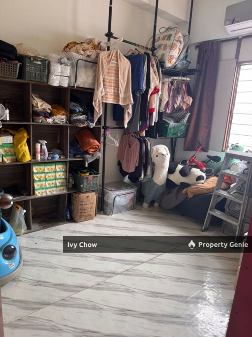 Perling Flat for Sale