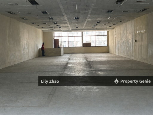 Warehouse / Showroom / Office, 6,400 sq ft Light Industrial 2-Storey Shop Lot📍Sadong Jaya, KK City Centre