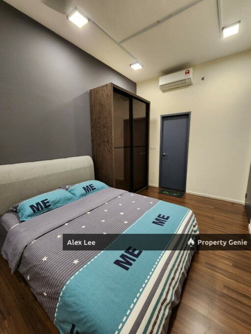 BIG size 1055 sqft with 3 bedrooms unit Opposite Velocity Mall to Sell Below Market Price with carpark