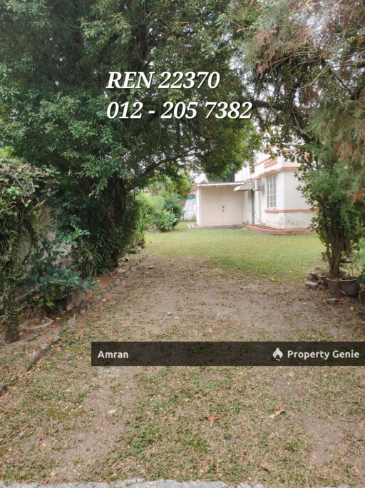 freehold commercial bungalow for sale