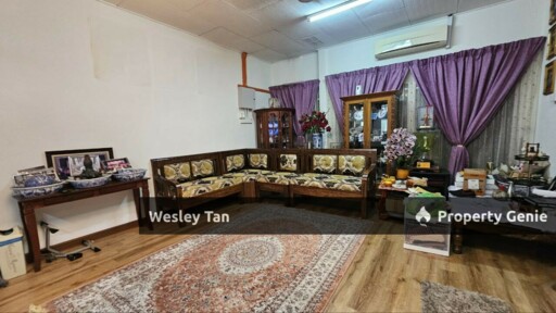 Ayer Keroh Fully Extended 5 Rooms Semi D Corner 54x80 Non Bumi 3-phase