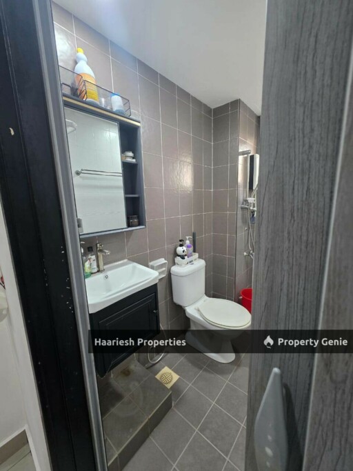 Suriamas Suite Apartment for Rent  JB Town Larkin