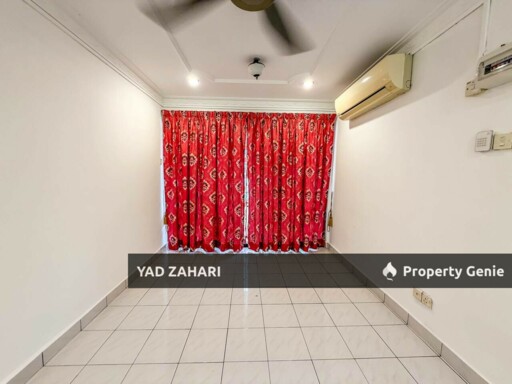 Seksyen 20, Shah Alam | 2-Storey Terrace 4 Bedrooms | RM599K - Renovated and Non Bumi Lot