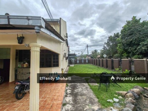 TAMAN BERJAYA GOMBAK CORNER LOT