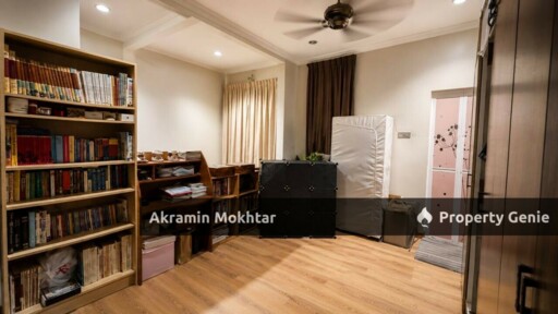 Corner Lot, Fully Renovated & Partially Furnished | Double Storey Bungalow House Perdana Heights U10, Shah Alam