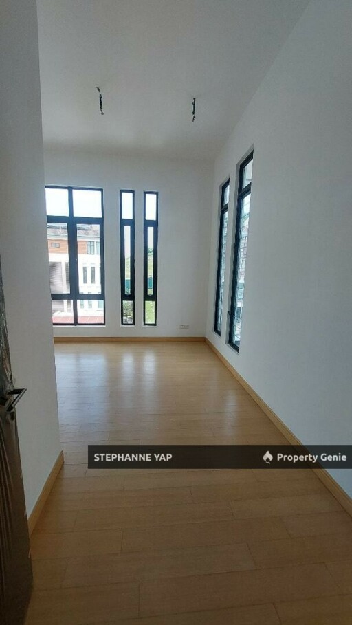 Kingsley Hill Putra Heights @ 4 Storey Semi-D for Rent / Sale