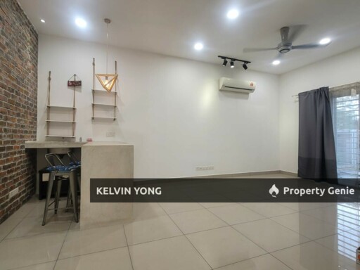 Saron 1 - Partial Furnished 2-Storey Terraced For Sale near Setia City Mall