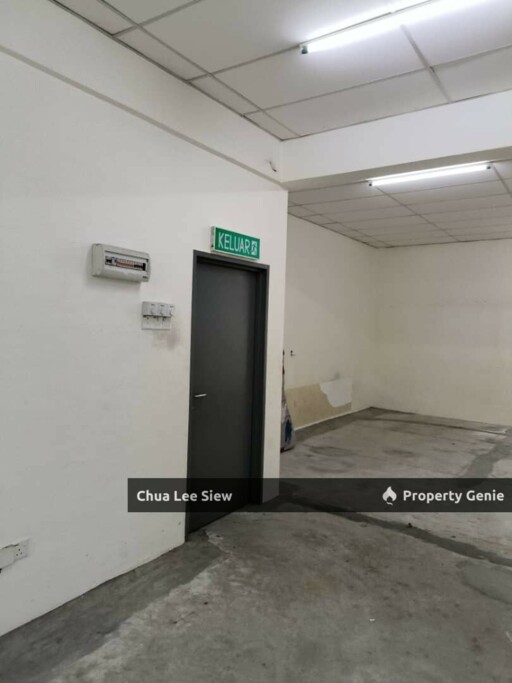 Shoplot for RENT (1St Floor) 📍Jalan Pulai Mutiara 4/xx