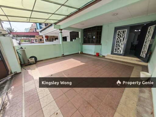 Taman Desa Aman Lahat Pengkalan 6 rooms unit Endlot Near Mall Schools