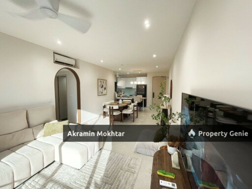 Fully Renovated, Fully Furnished & 2 Parking | Lake Haven Residence, Taman Putra Perdana, Puchong