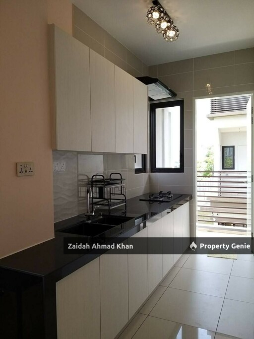 Triple Storey N'Dira Townhouse 16 Sierra Puchong Corner Fully Furnished