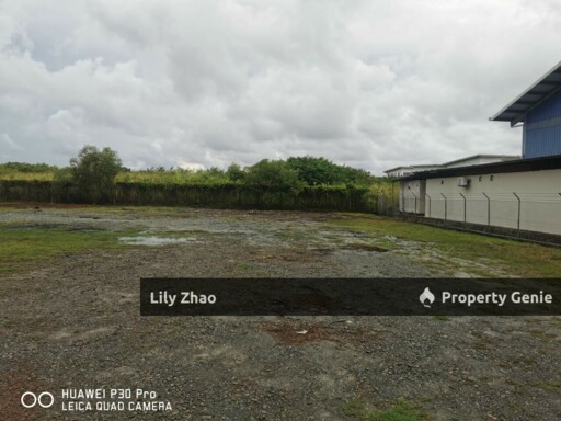 Detached Warehouse 11,000 sf with Offices for Rent, 1.2 Acres Land & 2 Overhead Crane, Road Frontage, Labuan