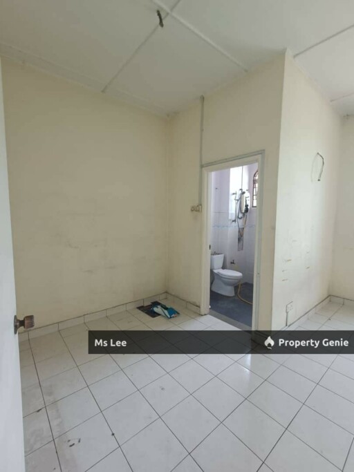 2 Storey house-Bandar Puteri @ Klang-Sale Below Bank Value Rm65k