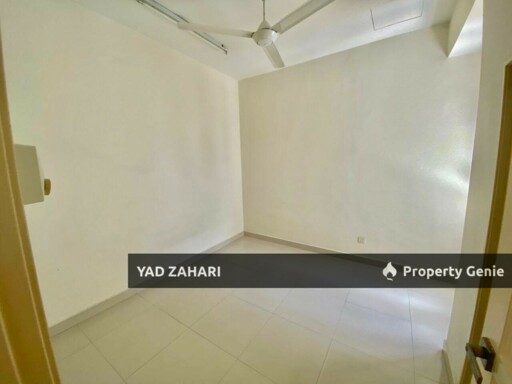 D'Kayangan, Shah Alam | 2-Storey Superlink 5+1 Bedrooms | RM1.25M - Renovated and Non Bumi Lot