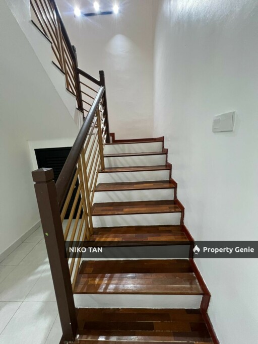 [RENOVATED]2-Storey Jalan Bakti, Mutiara Rini For Sale