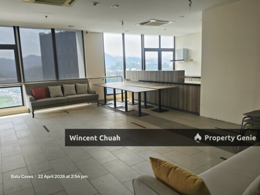 Spacious 1050sqft Duplex for Rent at E Suite, Emerald Avenue Selayang – Fully Furnished