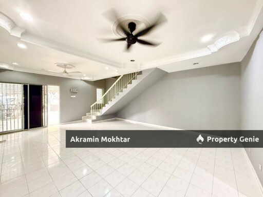 Freehold, End Lot & Renovated | Double Storey Taman Semenyih Mewah, Semenyih