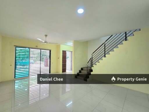 Pengkalan New Painted Facing Field Double Storey Terrance House For Sale