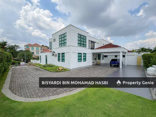 BUNGALOW KGSAAS, SEKSYEN 13 SHAH ALAM .