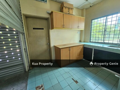 Ground Floor Corner Office/ Shoplot For Rent Located at Pending, Near Icom Square