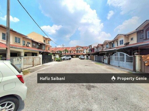 2.5 Storey Terrace Taman Saga Klang