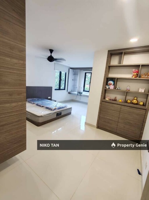 Jalan EJ 2sty Corner Lot For Rent
