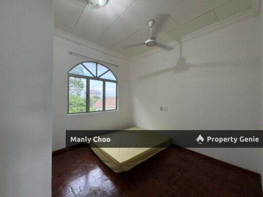BELOW VALUE 75K FREEHOLD Sri Johor Apartment Semabok Melaka Raya TOWN