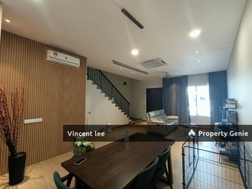 Eco Forest Ebonylane, Artisan Home [2 StoreyTerrace with Super nice Renovated Condition]