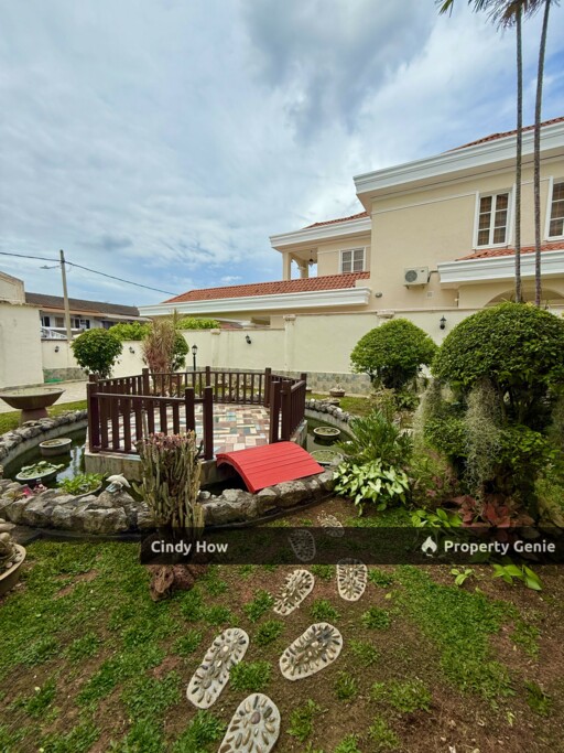 Bukit Beruang Bungalow For Sale