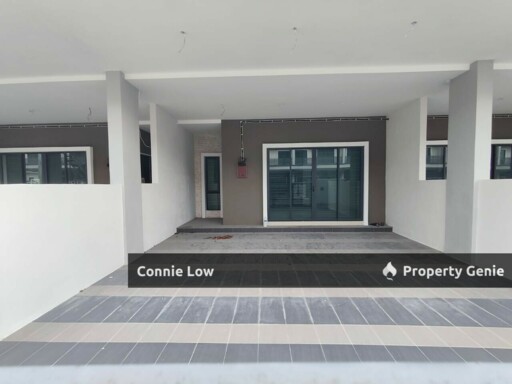 Bandar Seri Botani Freehold Guarded 2.5 Storey Terrace House