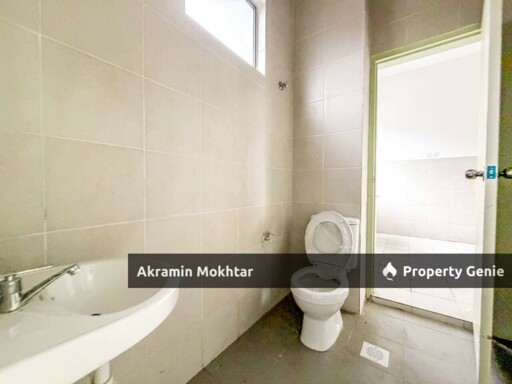 END LOT Double Storey Terrace Taman Seri Pagi, Seksyen 29 Kampung Lombong Shah Alam