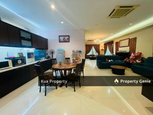 Lorong Lapangan Terbang / Airport Road