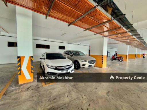 Freehold, Corner Unit & 2 Parking | Residensi Zamrud Kajang 2, Kajang Selangor .