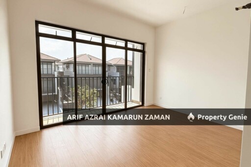 [Special Offer] 3-Storey Terrace The Mulia Residence, Cyberjaya  | 5R4B | RM1,200,000