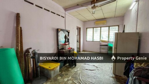 End Lot Single Storey Terrace In Petaling Jaya