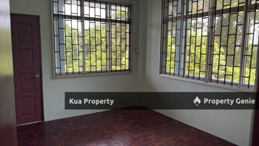 Double Storey Semi-Detached House at Sri Aman, Jalan Brayun