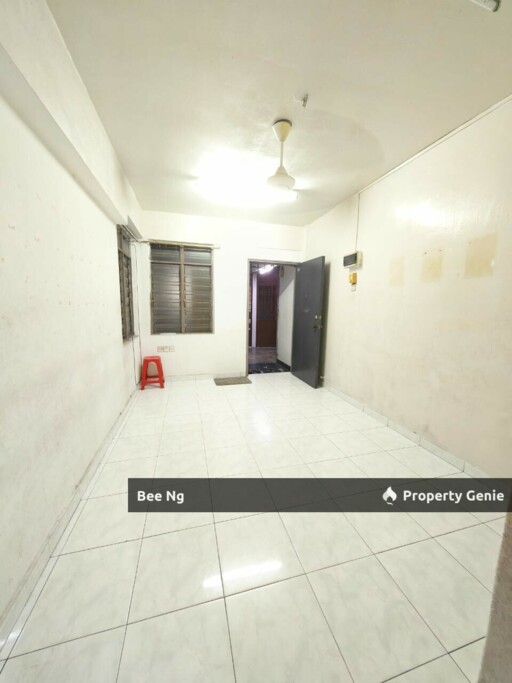 Flat @ Kangkar Pulai