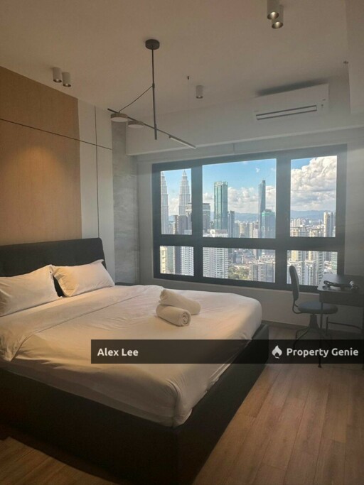 In TRX and KLCC Below Market Price Three bedrooms View to believe it