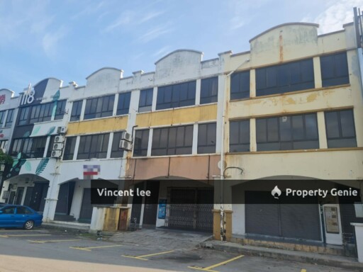 Taman Damai Utama, Bandar Kinrara, Puchong [Ground Floor Shop] Facing Main Road