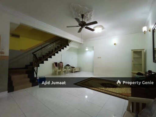 RUMAH TERES 2 TINGKAT UNTUK DIJUAL,TAMAN BUKIT DAHLIA,PASIR GUDANG,JOHOR