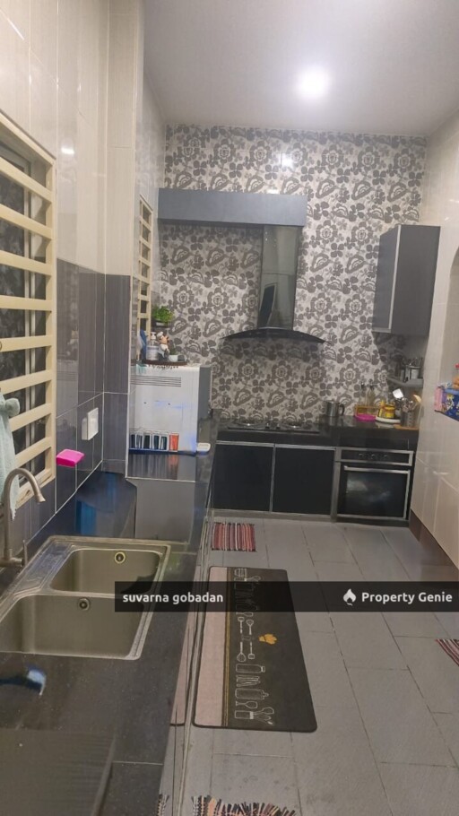 2.5 Storey Terrace House- Panorama Lapangan Perdana Ipoh, Perak ( Selling Below Market Value)